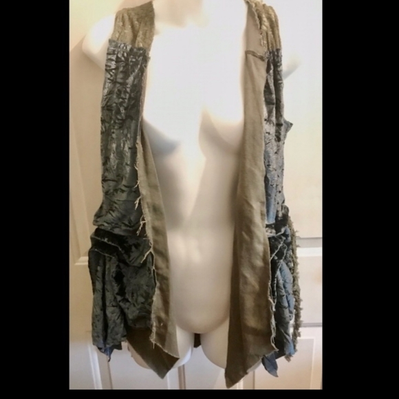 Rocker velvet vest - Picture 2 of 4